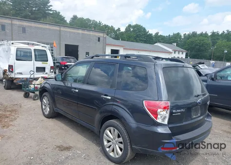 2013 Subaru Forester 2.5X Limited из США, поврежденный, VIN JF2SHAEC7DH414492